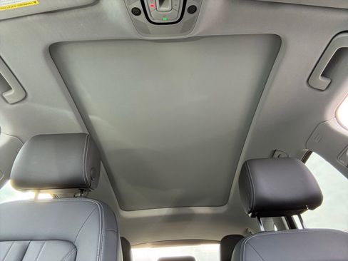 Used 2023 Audi Q5 2.0T Premium w/ Convenience Package image 43