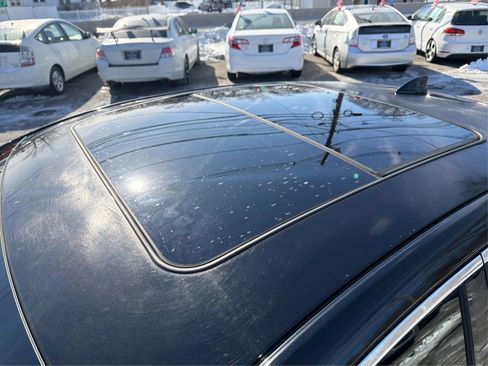 Used 2017 Chevrolet Malibu LT w/ Leather Package image 12