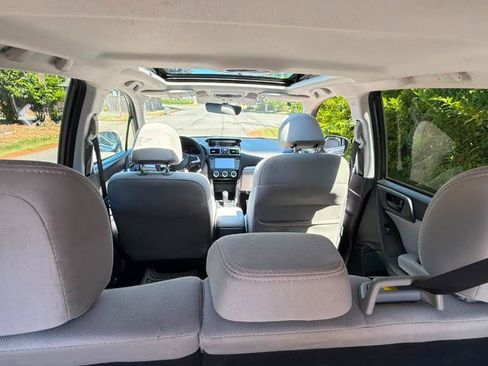Used 2018 Subaru Forester 2.5i Premium AWD/4WD image 8