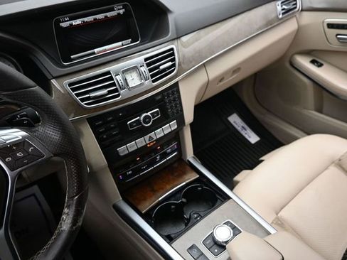 Used 2014 Mercedes-Benz E 350 E 350 image 20