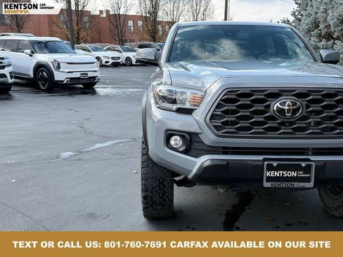 Used 2021 Toyota Tacoma TRD Off-Road image 13