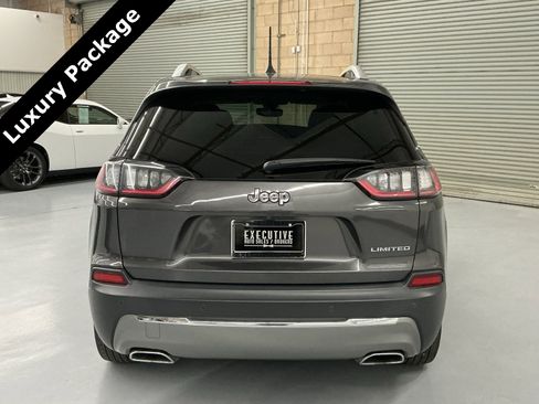 Used 2019 Jeep Cherokee Limited w/ Luxury Group image 11