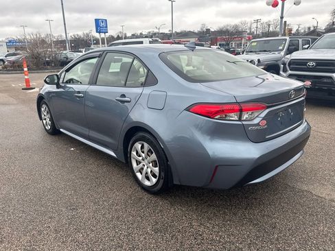 Used 2021 Toyota Corolla LE FWD image 5