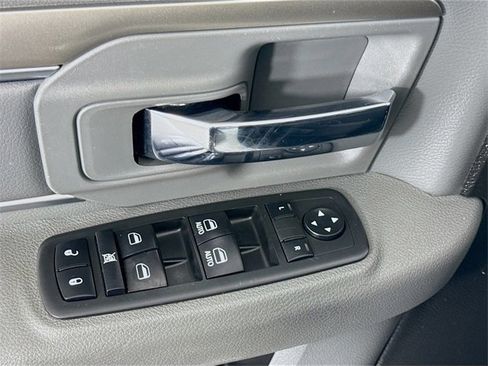 Used 2019 RAM 1500 Classic Warlock w/ Electronics Group image 17