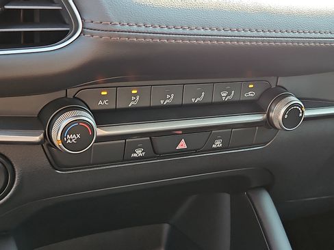 New 2026 MAZDA MAZDA3 s FWD image 13