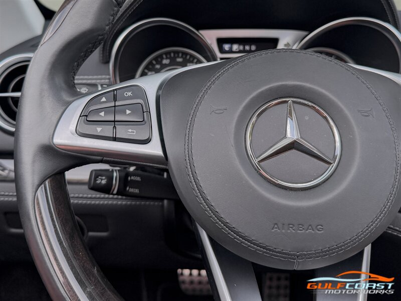 Used 2019 Mercedes-Benz SL 550 w/ Driver Assistance Package image 28