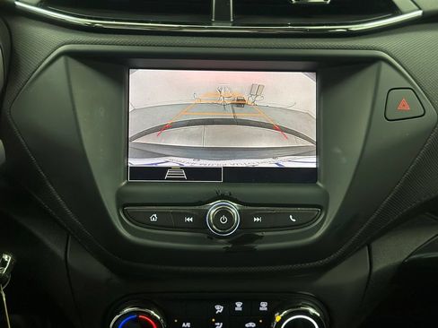 Used 2023 Chevrolet TrailBlazer LS FWD image 7
