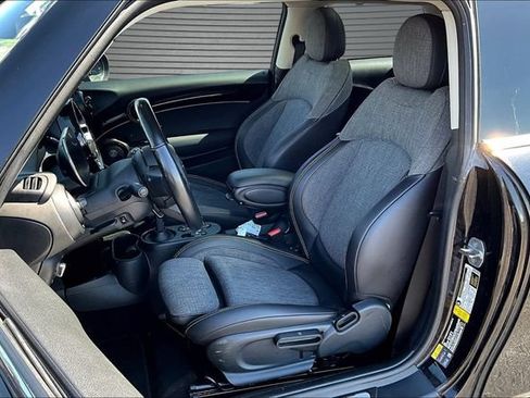 Used 2022 MINI Cooper SE FWD image 19