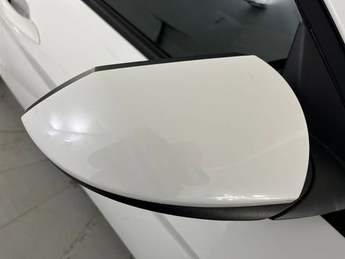 Used 2025 Hyundai Elantra Hybrid FWD image 49