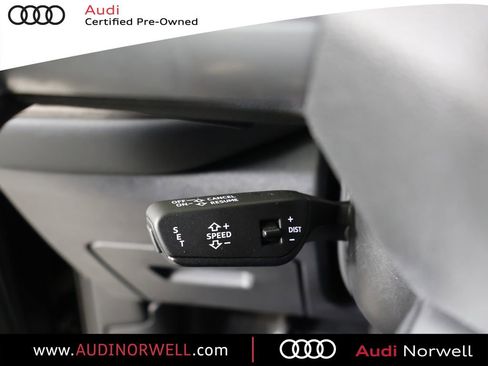 Certified 2025 Audi Q5 Premium w/ 19" Wheel Package image 26