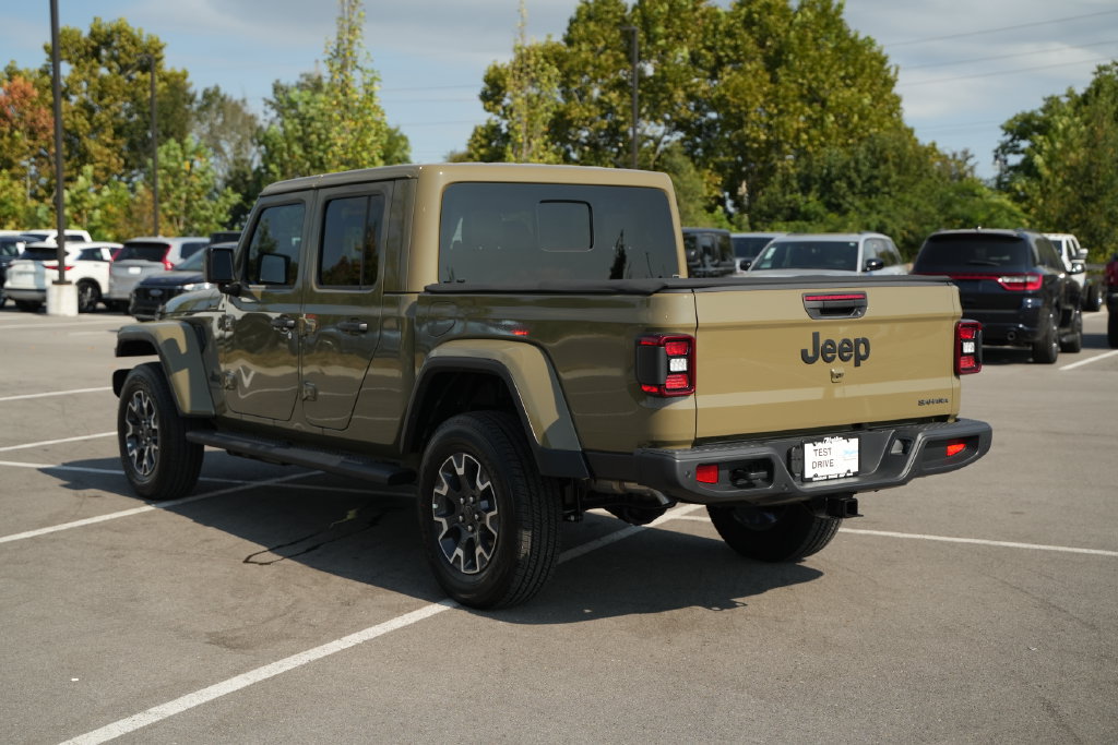 New 2026 Jeep Gladiator Sport AWD/4WD image 5
