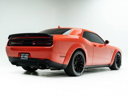 Used 2019 Dodge Challenger SRT Hellcat image 12