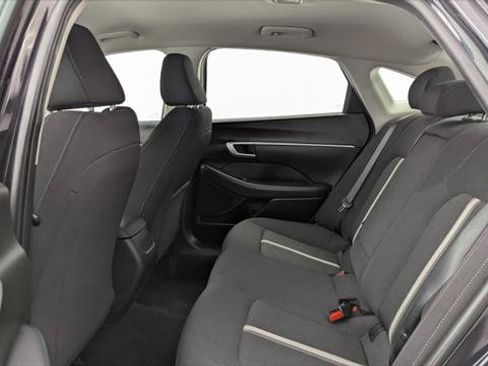 Used 2025 Hyundai Sonata SEL FWD image 17