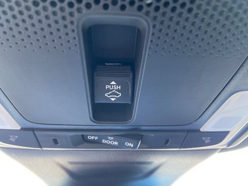 Used 2024 Honda CR-V Sport Touring image 39