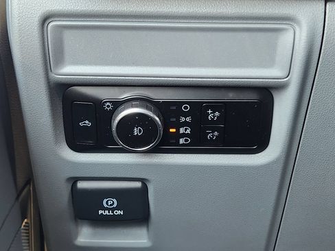 Used 2023 Ford F150 XLT w/ Equipment Group 301A Mid RWD image 22