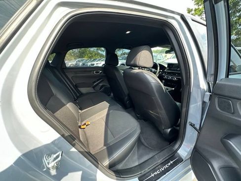 Used 2023 Honda Civic Sport image 17