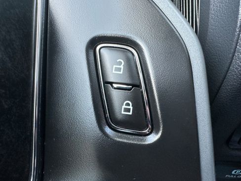 Used 2023 Ford F150 XLT w/ Equipment Group 302A High image 29