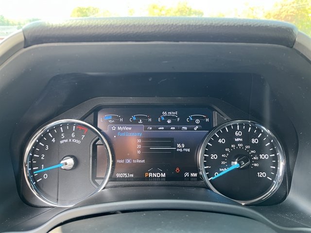 Used 2020 Ford Expedition XLT w/ Equipment Group 202A AWD/4WD image 26