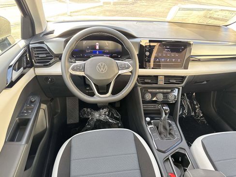 New 2026 Volkswagen Taos S image 8