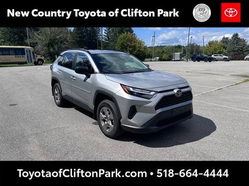 Used 2025 Toyota RAV4 LE AWD/4WD image 1