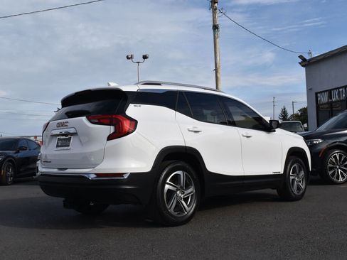 Used 2019 GMC Terrain SLT w/ Preferred Package image 9