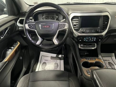 Used 2020 GMC Acadia SLE w/ Driver Convenience Package image 4