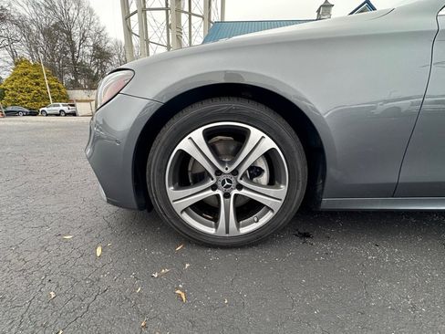 Used 2019 Mercedes-Benz E 300 image 31