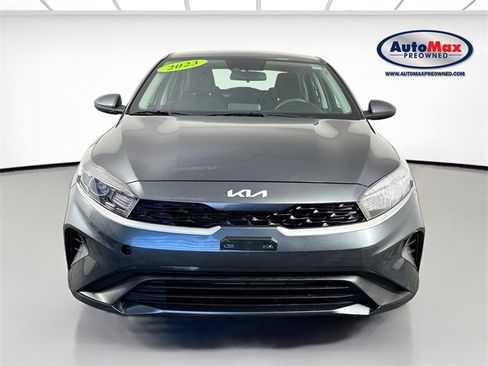 Used 2023 Kia Forte LXS image 4