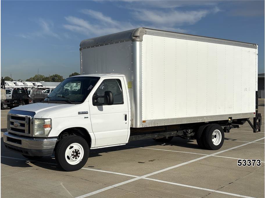 Used 2015 Ford E-350 and Econoline 350 Super Duty RWD image 1