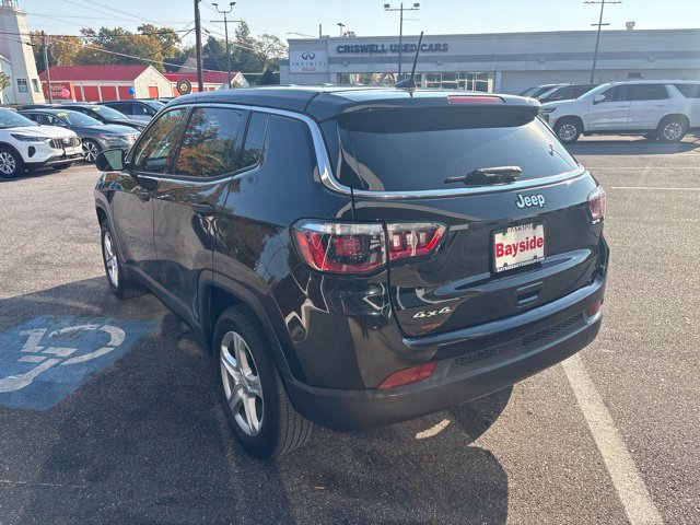 Used 2023 Jeep Compass Sport AWD/4WD image 29