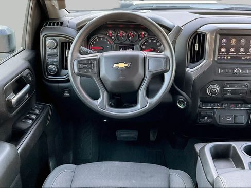 Used 2025 Chevrolet Silverado 2500 Custom w/ Custom Value Package AWD/4WD image 5