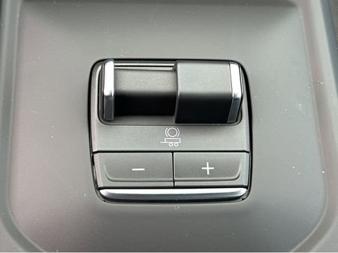 New 2026 GMC Sierra 2500 AT4 w/ AT4 Premium Plus Package image 21