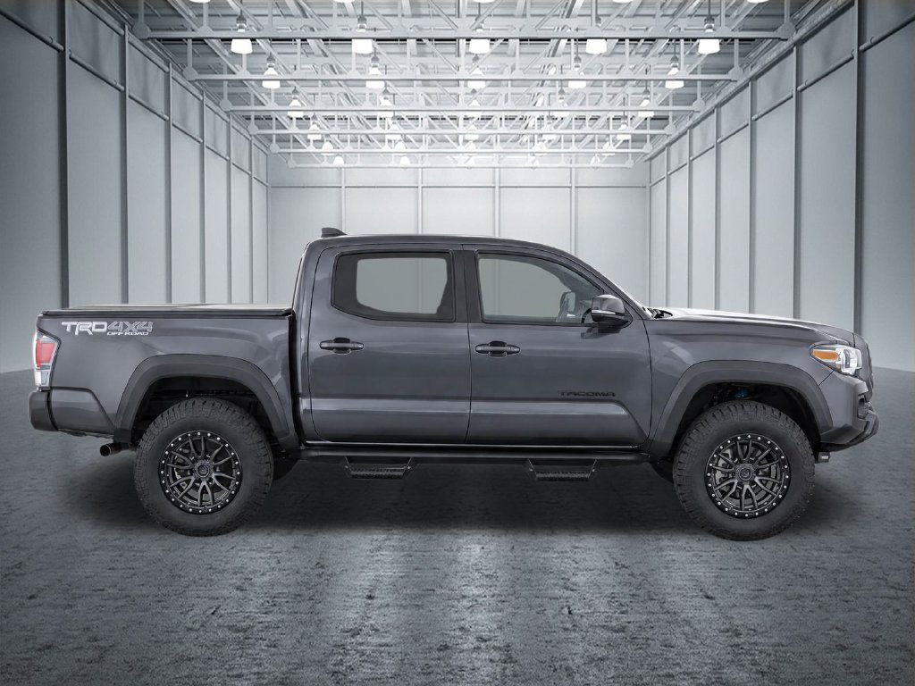 Used 2022 Toyota Tacoma TRD Off-Road w/ Technology Package AWD/4WD image 9