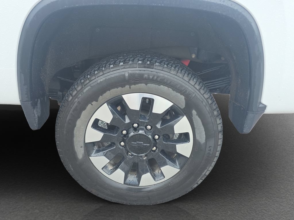 Used 2024 Chevrolet Silverado 3500 LT w/ Convenience Package AWD/4WD image 5