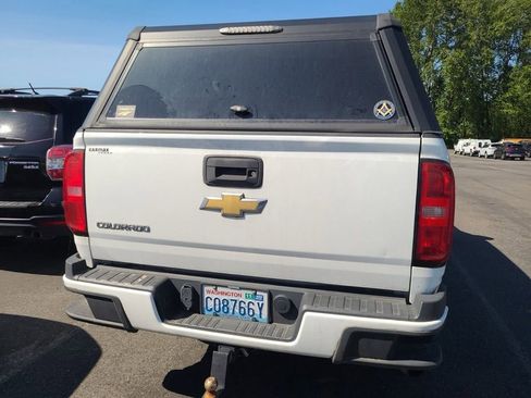Used 2018 Chevrolet Colorado Z71 AWD/4WD image 3