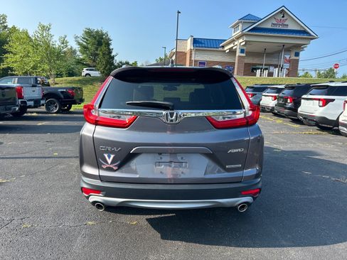 Used 2019 Honda CR-V Touring image 6