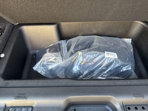 Certified 2025 Jeep Wrangler Unlimited Sahara AWD/4WD image 8