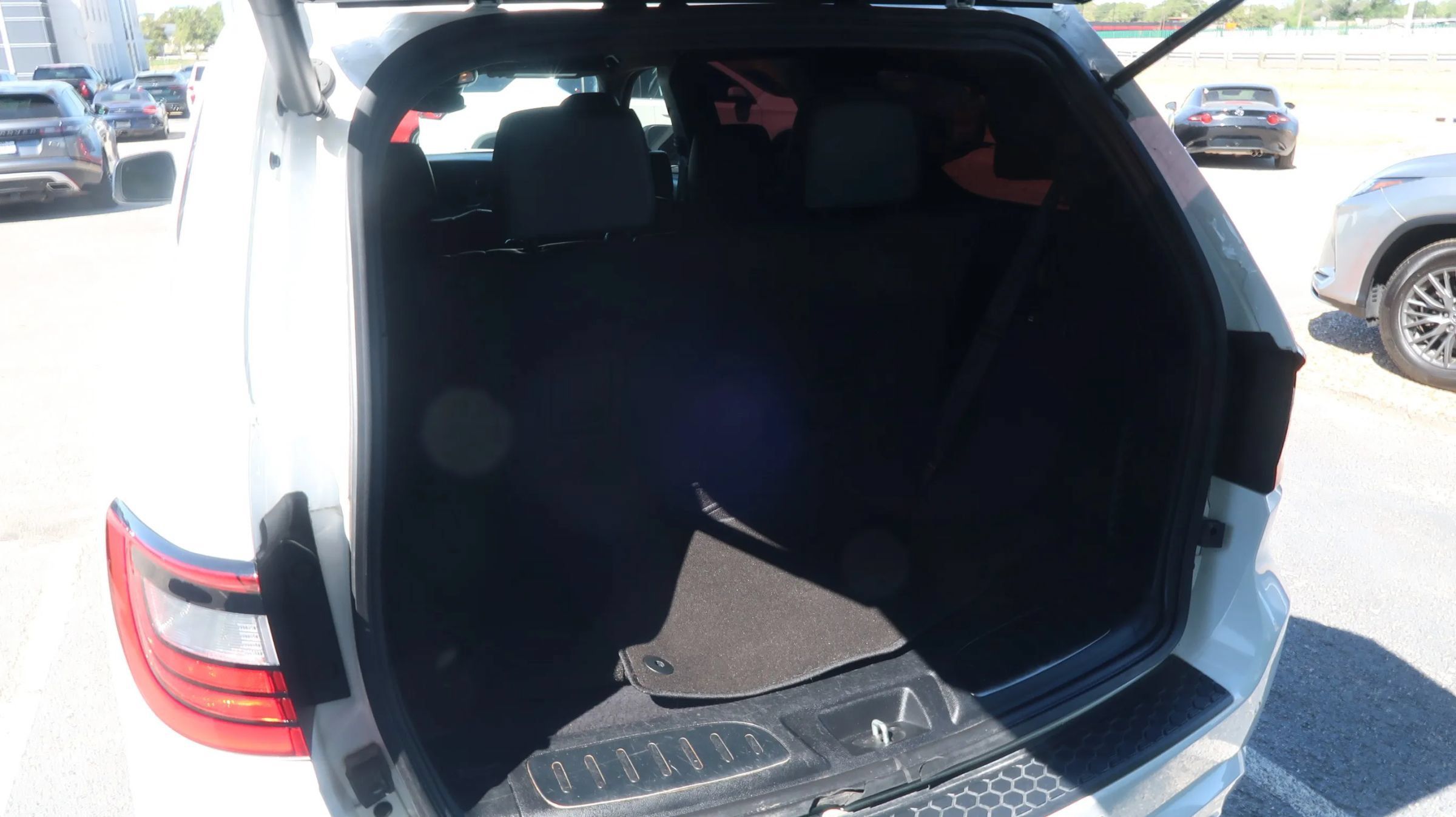 Used 2022 Dodge Durango R/T RWD image 15