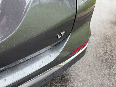 Used 2021 Chevrolet Equinox LT FWD image 46