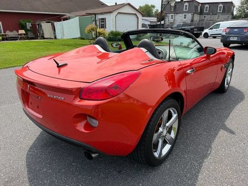 Used 2008 Pontiac Solstice Convertible w/ Premium Package RWD image 9