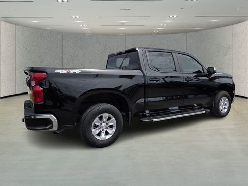 Used 2024 Chevrolet Silverado 1500 LT w/ Work Truck Package image 3