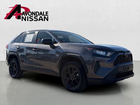 Used 2022 Toyota RAV4 LE FWD image 8