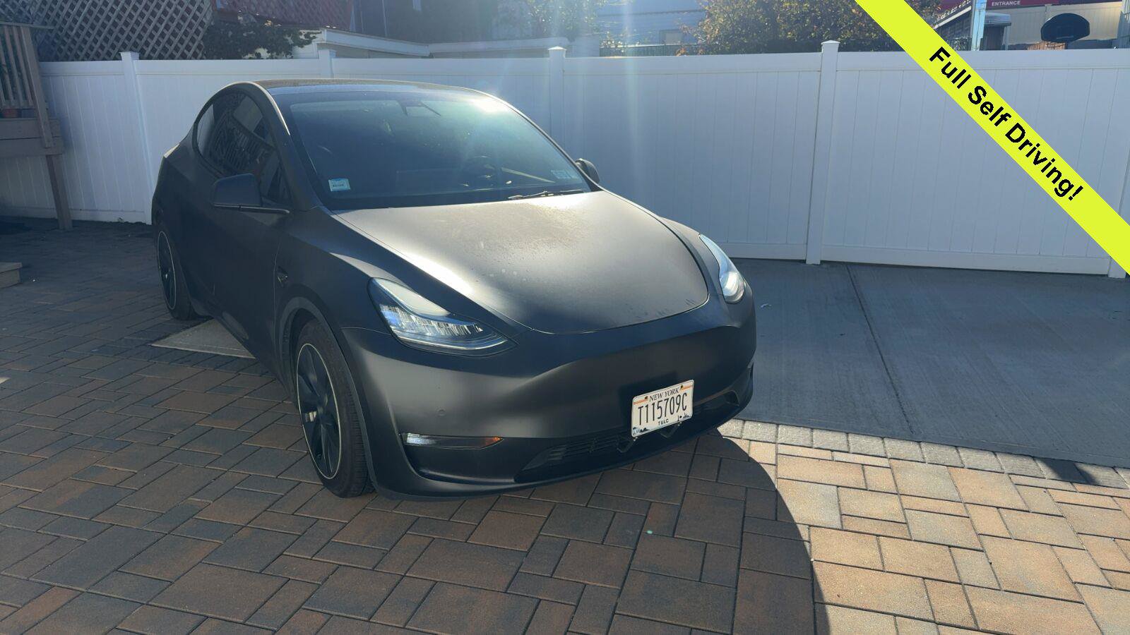 Used 2021 Tesla Model Y Long Range AWD/4WD image 2