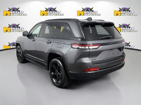 Used 2024 Jeep Grand Cherokee Limited w/ Luxury Tech Group II AWD/4WD image 7