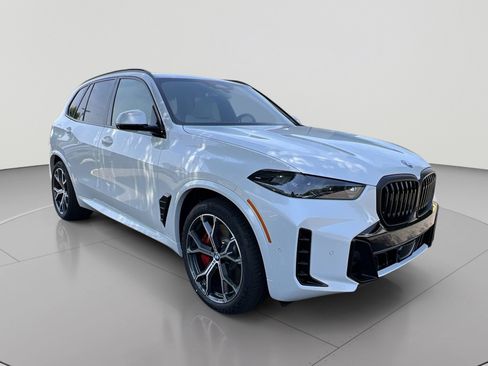 Certified 2026 BMW X5 xDrive50e w/ M Sport Package AWD/4WD image 7