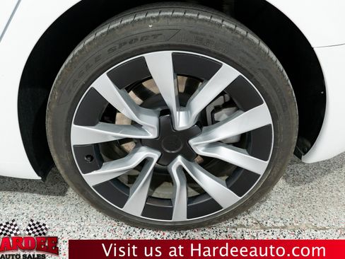 Used 2025 Tesla Model 3 Long Range RWD image 8