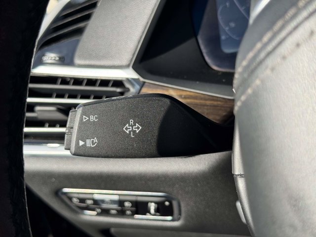 Used 2020 BMW X7 xDrive40i w/ Cold Weather Package AWD/4WD image 29