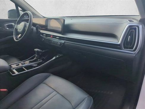 Used 2025 Kia Sorento SX FWD image 29