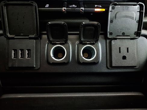 Used 2015 GMC Sierra 1500 Denali image 25