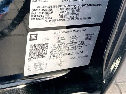 Used 2025 Chevrolet Silverado 1500 LT image 38